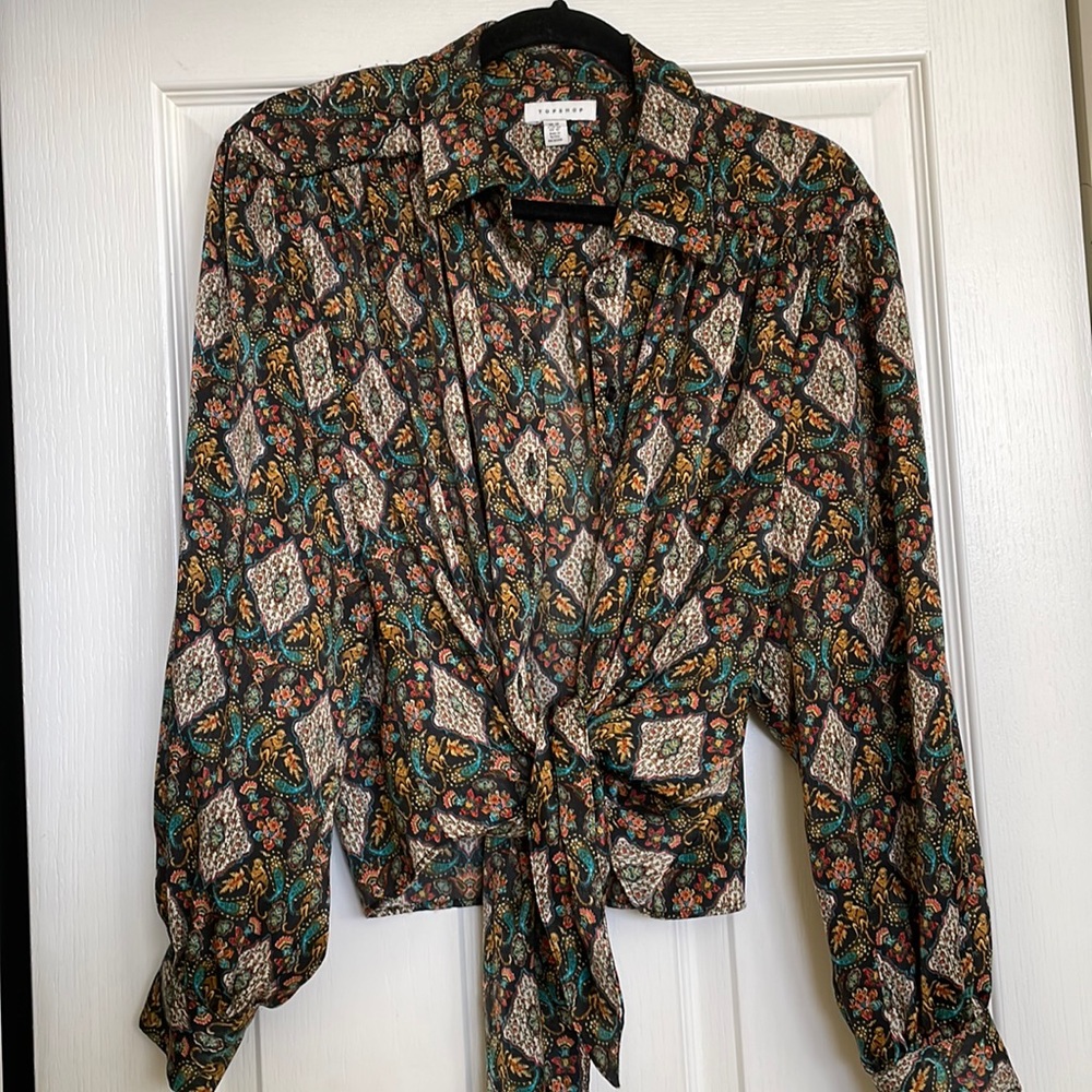 Topshop Nordstrom cropped tie Blouse, size 10 US